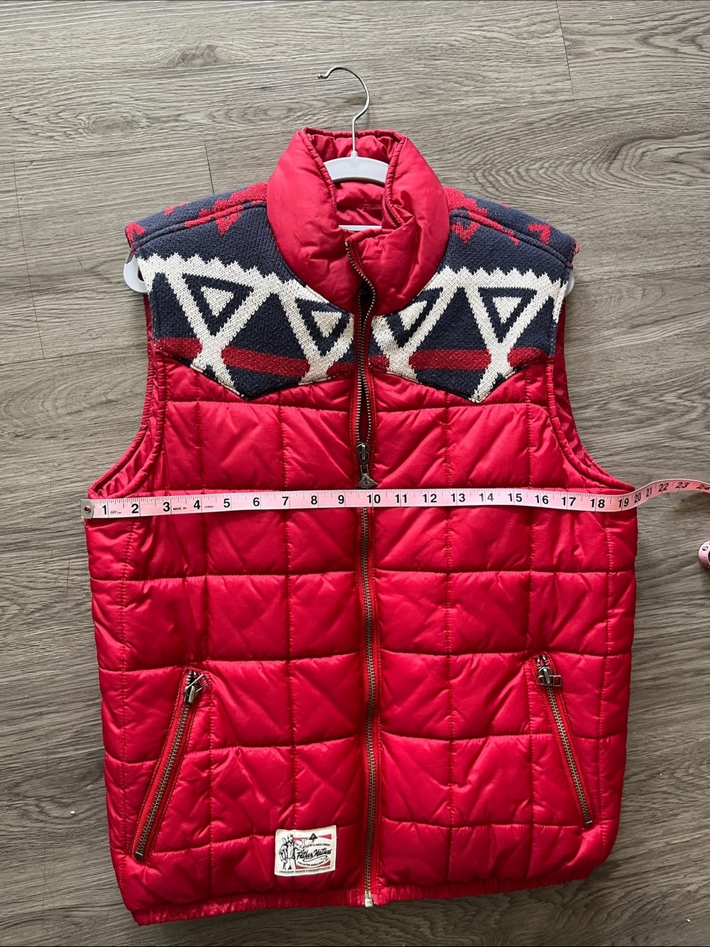 Red Quilted Vest with Geometric Pattern - Picture 4 of 5